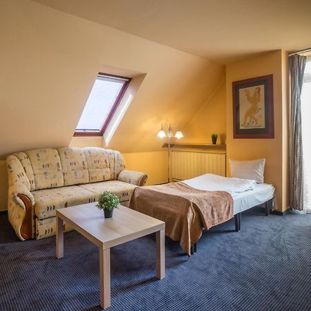 Hotel Luna Budapest Exterior photo