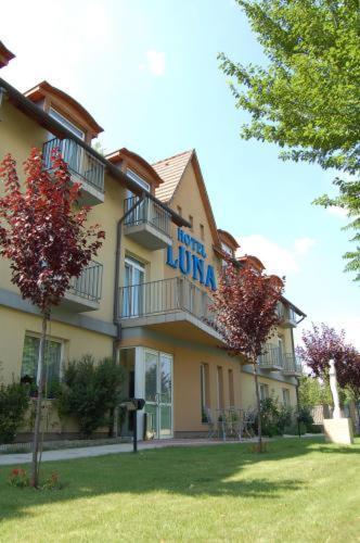 Hotel Luna Budapest Exterior photo